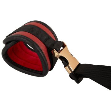 Nek tot Handboeien Bondage Set Bad Kitty