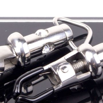 Kiotos Steel Barrel Tepel Klemmen met 3 Diamanten